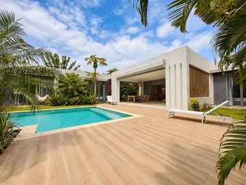 4 Bedroom Villa