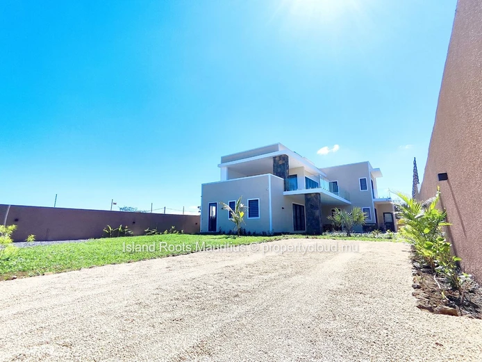 Villa prestigieuse de 4 chambres, en location à Péreybère