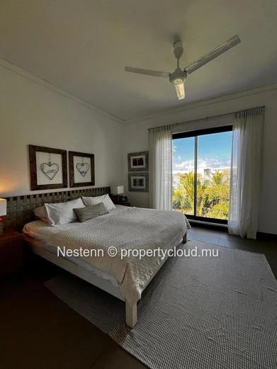  Stunning Penthouse with Breathtaking Sea Views & Family-Friendly Amenities
