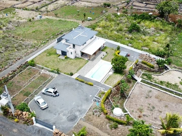 3 bedrooms family house 