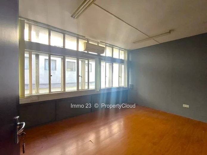 Office - 840m2 - Rose Hill