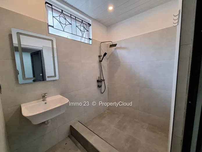 Maison / Villa - 4 chambres - Phoenix - Ref. MA91861VE