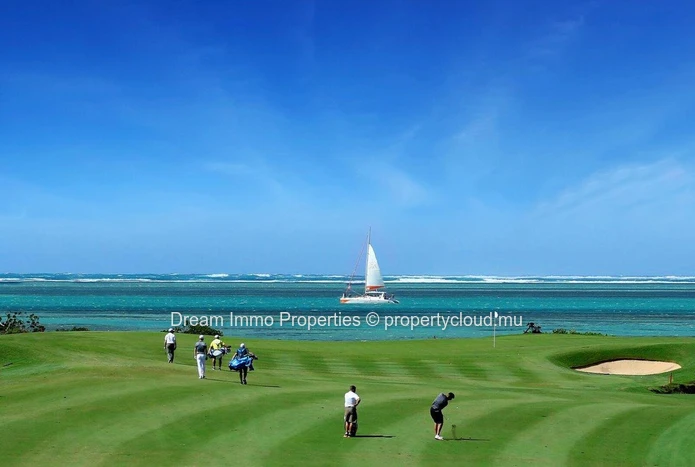 Gol View - 3 Br Semi-Detached Villa On The Golf In The Anahita Resort