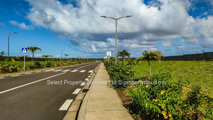 Terrain résidentiel à vendre – Côté Mer, Morcellement Beau Vallon