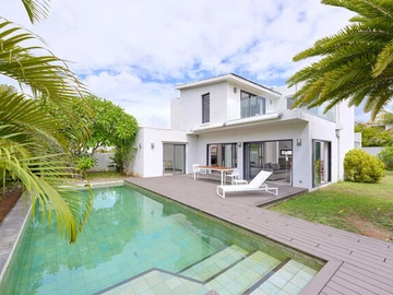 4 Bedroom Villa
