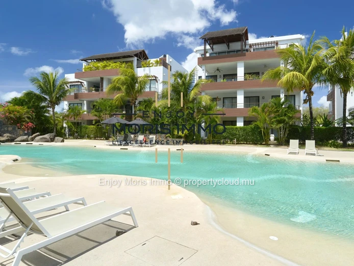 Appartement de prestige 3 chambres à vendre – Trou aux Biches | 180 m² | Accès plage à pied | Piscine lagon