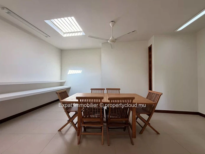 Prestigious 4-Bedroom Villa for Sale – Les Salines Pilot, Black River