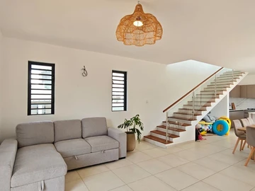 5 Bedroom Villa