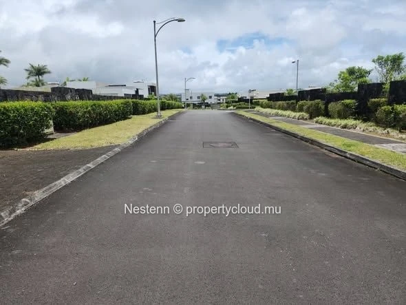 FOR SALE – Exceptional Residential Plot in Aurea, Moka