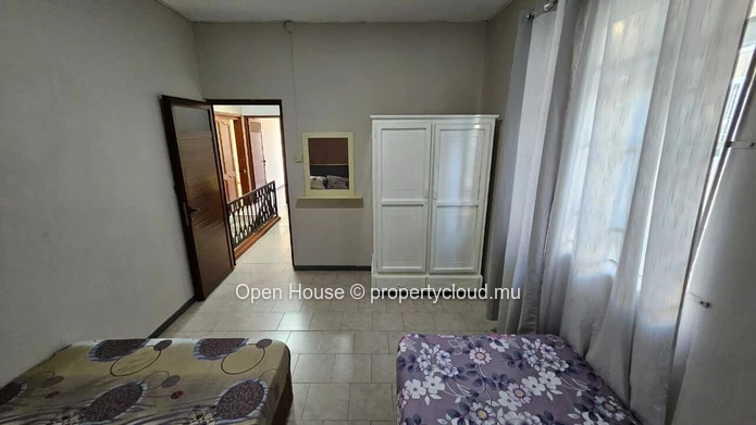 Duplex meublé tout confort à Mon Choisy avec accès piscine au cœur d'une résidence calme