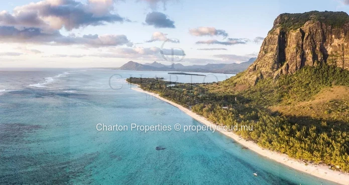 Villa de prestige 2 chambres avec piscine privative - Vue spectaculaire sur l’Océan Indien