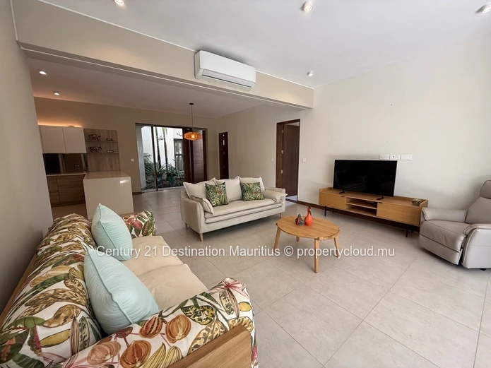 PRICE REDUCED | Rare Private Garden Apartment at Le Savoy - Foreign Buyers Welcome