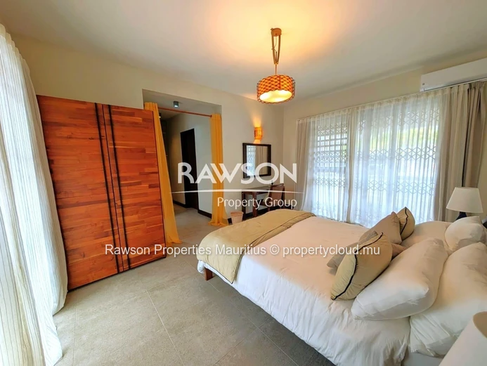 Beachfront Villa | 3 Bedrooms, Office | Pointe Aux Canonniers | €4,700