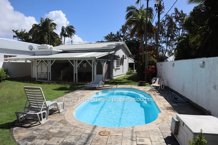 Beachfront Mauritian charm — two homes, one timeless address
