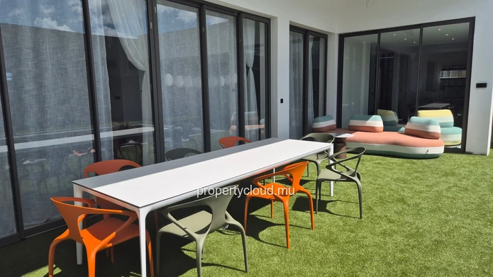 4 Bedroom Villa Located In Grand Baie - Accessible To Foreigners