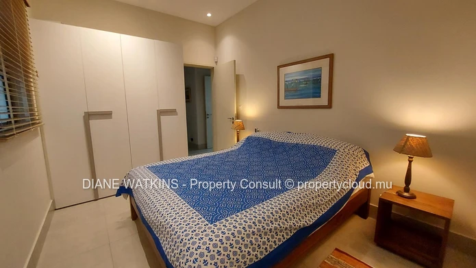 Modern apartment with beach access for rent in Pointe d'Esny