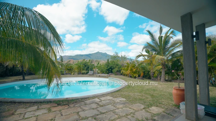 Luxurious Villa for Sale - Cap Tropical 2, Mauritius - Elegance and Investment Opportunity