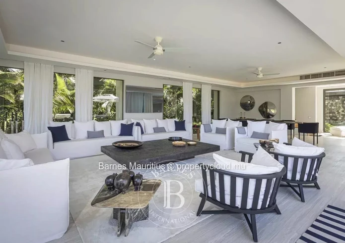 ANAHITA GOLF RESORT – Villa de 5 chambres avec une vue mer exceptionnelle
