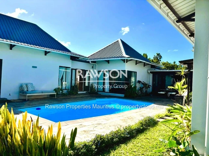 Élégante Villa Familiale De 4 Chambres Avec Piscine Privée Dans Un Domaine Sécurisé – Bon Espoir, Piton.