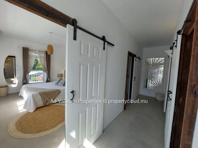 For Sale – Furnished Duplex with Private Pool, just 400m from Bain Boeuf Beach