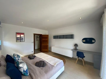 5 Bedroom Villa