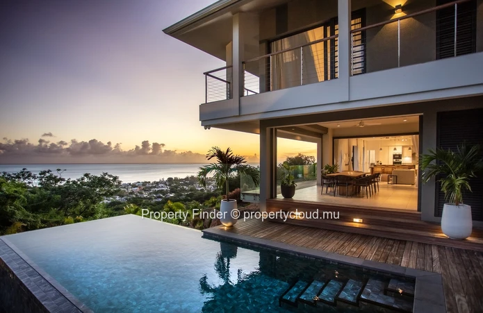 Luxurious 4-Bedroom Villa with Breathtaking Le Morne Views