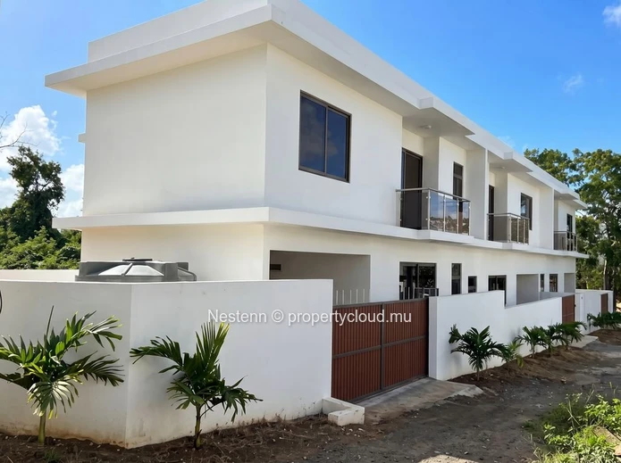 New modern duplex apartments with rooftop terrace & private pool