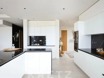4 Bedroom Apartment