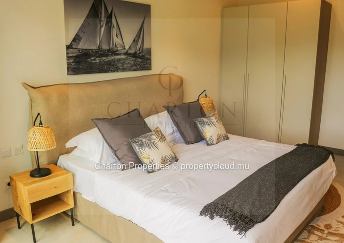 Appartement de prestige de 3 chambres au premier étage avec terrasse au cœur de Rivière Noire