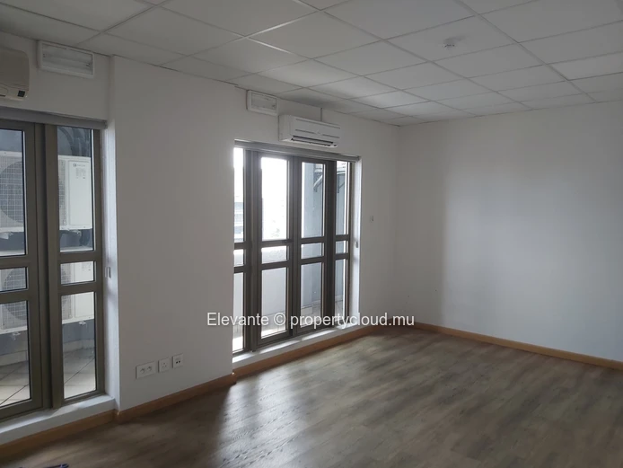 Espaces de bureaux disponibles à Port Louis