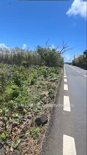 Terrain à Vendre – Grand Baie, Chemin Vingt Pieds 47,76 Perches 