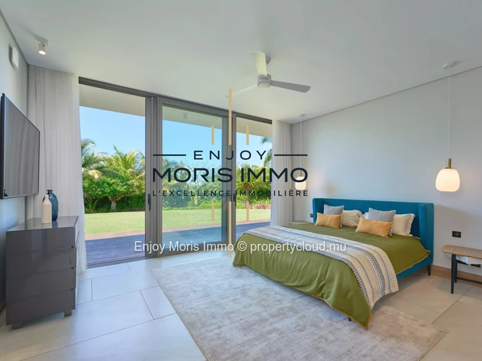 Luxueuse Villa de Prestige 5 Chambres avec Piscine & Vue Mer –A  Beau Champ