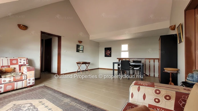 Maison spacieuse avec piscine et grand jardin - Tamarin