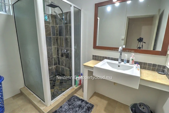 3-bedroom apartment 