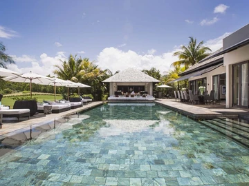5 Bedroom Villa