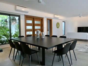 4 Bedroom Villa
