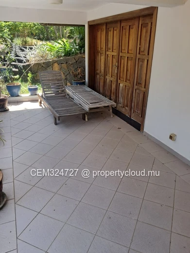 Maison à Vendre – Trou d'Eau Douce 