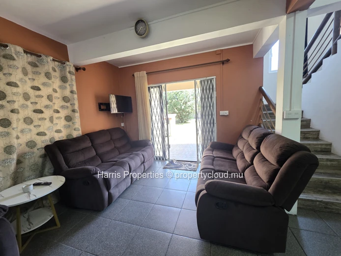 Magnifique triplex à louer dans un complexe résidentiel sécurisé à Melville