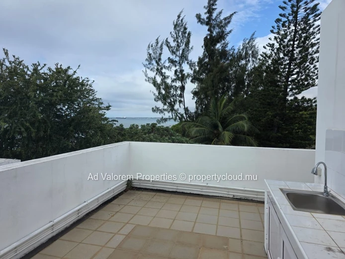 Your Perfect Beachside Villa Awaits! Fully Furnished