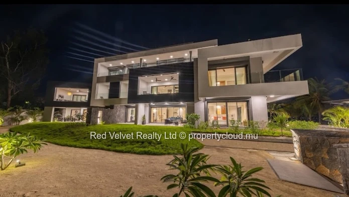 Luxurious Beachfront Apartment for Rent in Pereybere, Grand Baie