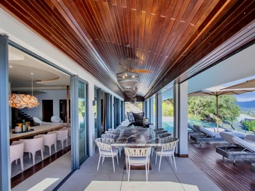 4 Bedroom Villa