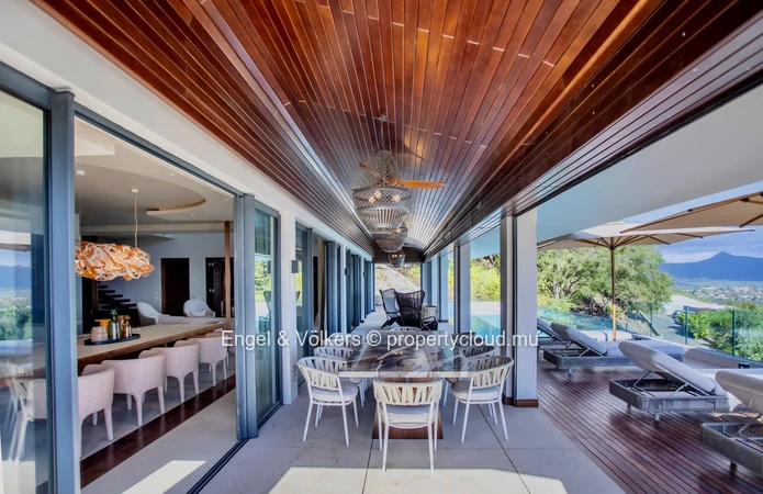 Ultra-Luxury Villa with Panoramic Lagoon Views in Black River, Mauritius