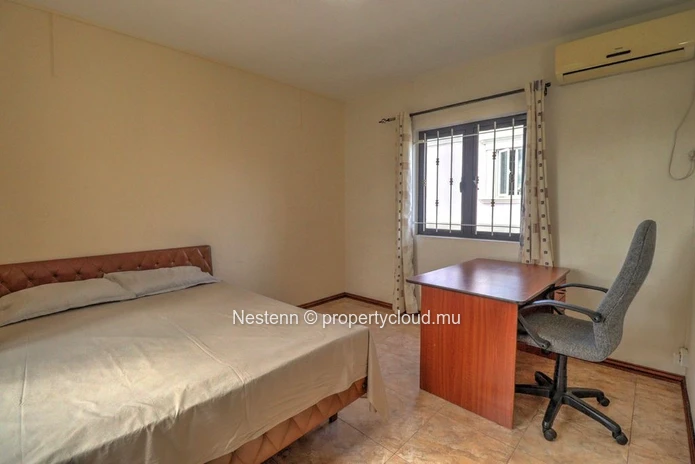 4 bedroom house of 168 m2, on a plot of 467 m2