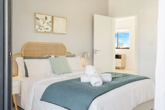 Beachfront Penthouse with Sea View – 3 Bedrooms – Flic en Flac