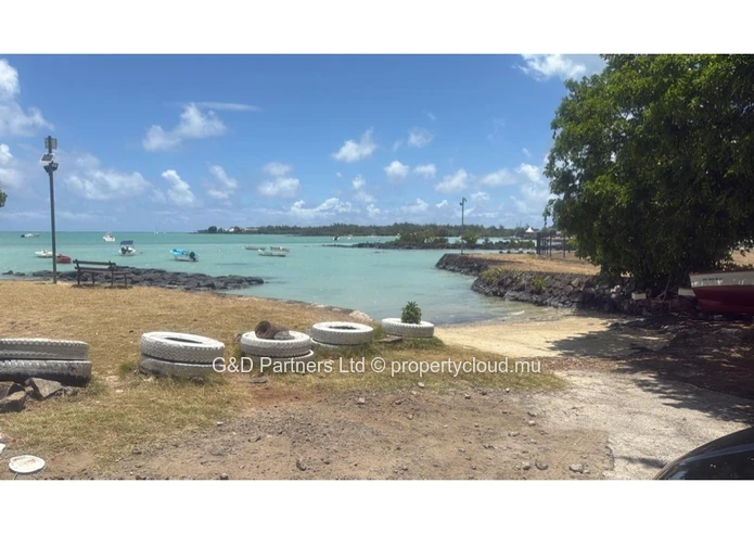  FOR SALE OFFICE SPACES IN TAMARIN - 2 units left only