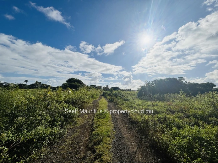 Prestigious 4-Arpent Development Site in Flacq