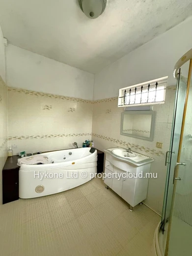 Maison En Vente À Vacoas