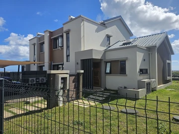 Townhouse, Duplex de 3 Chambres