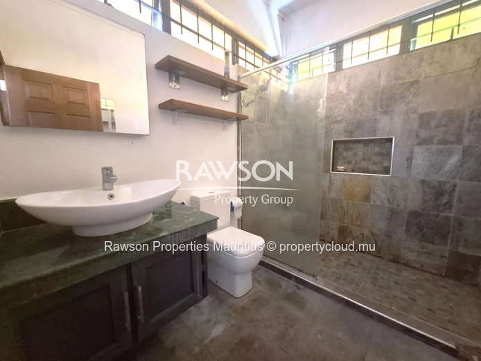Duplex 3 Chambres | 2 Salles De Bains | Terrasse Sur Le Toit | Jardin Privé | Pointe Aux Cannoniers