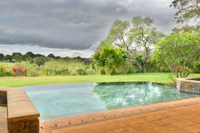 Villa de Luxe d'Exception à Tamarin | Domaine Golfique Privé & Art de Vivre Exclusif